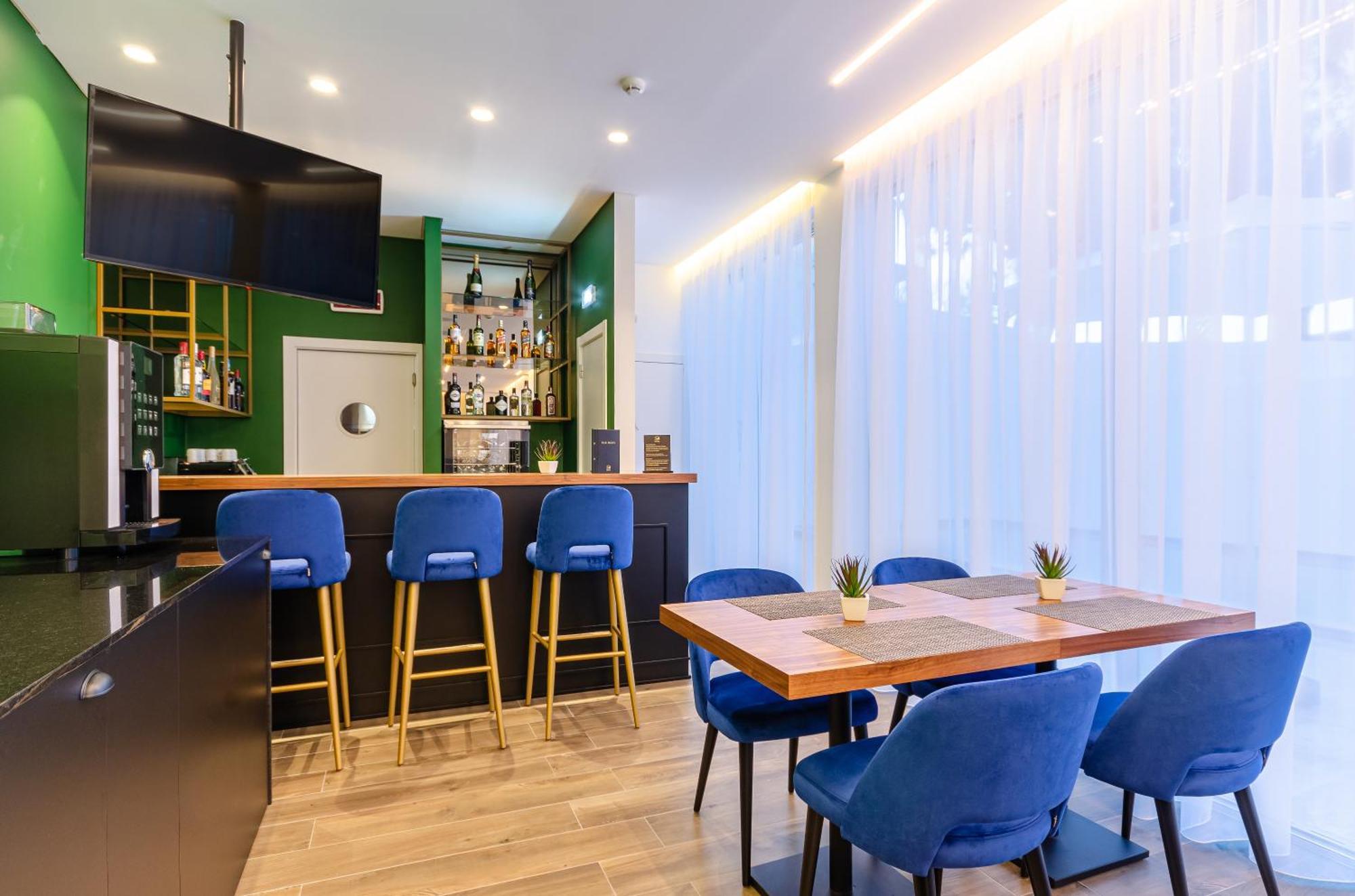 2M Boutique Hotel モンチジョ エクステリア 写真